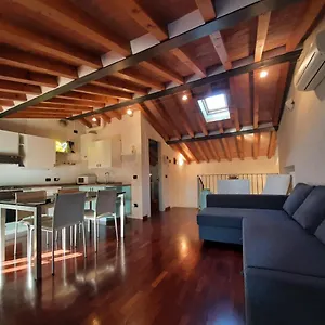 Sui Tetti Di Apartment Parma