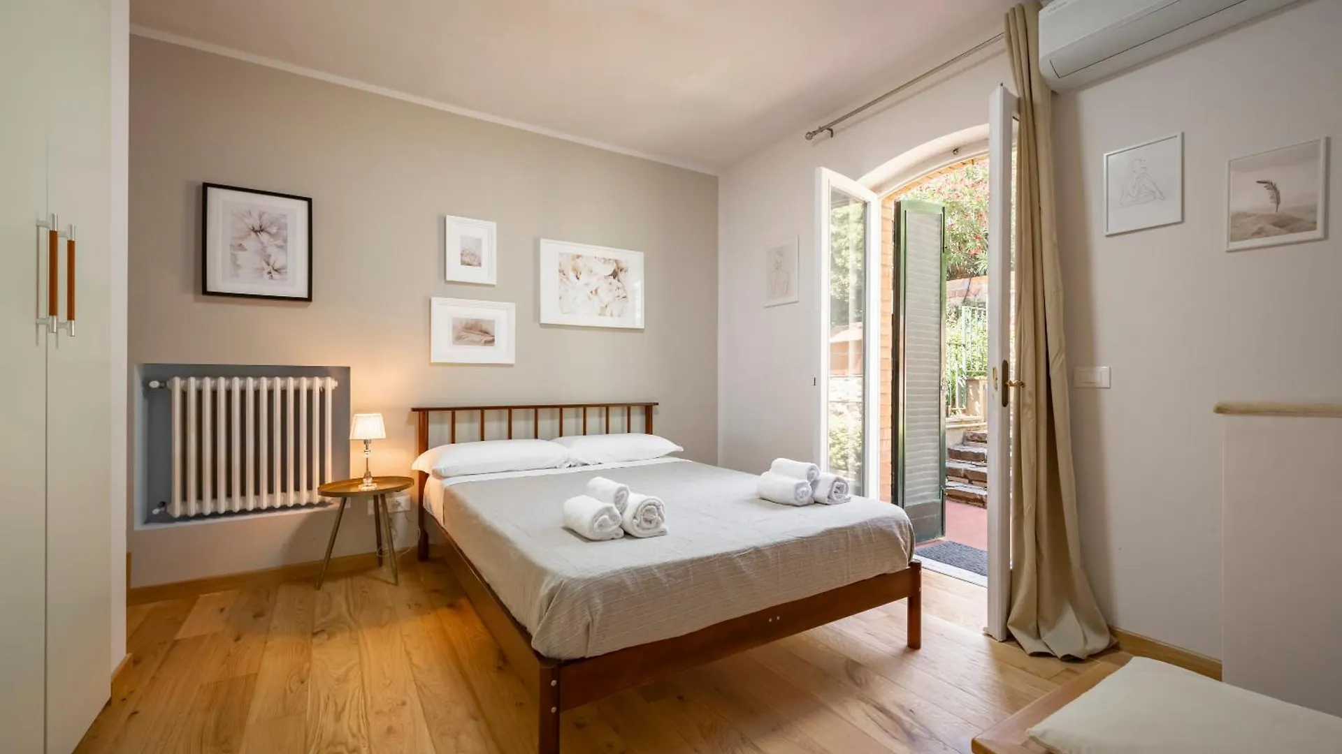アパート Villa Con Giardino Vista Mare カスティリオーネ・デッラ・ペスカーイア イタリア