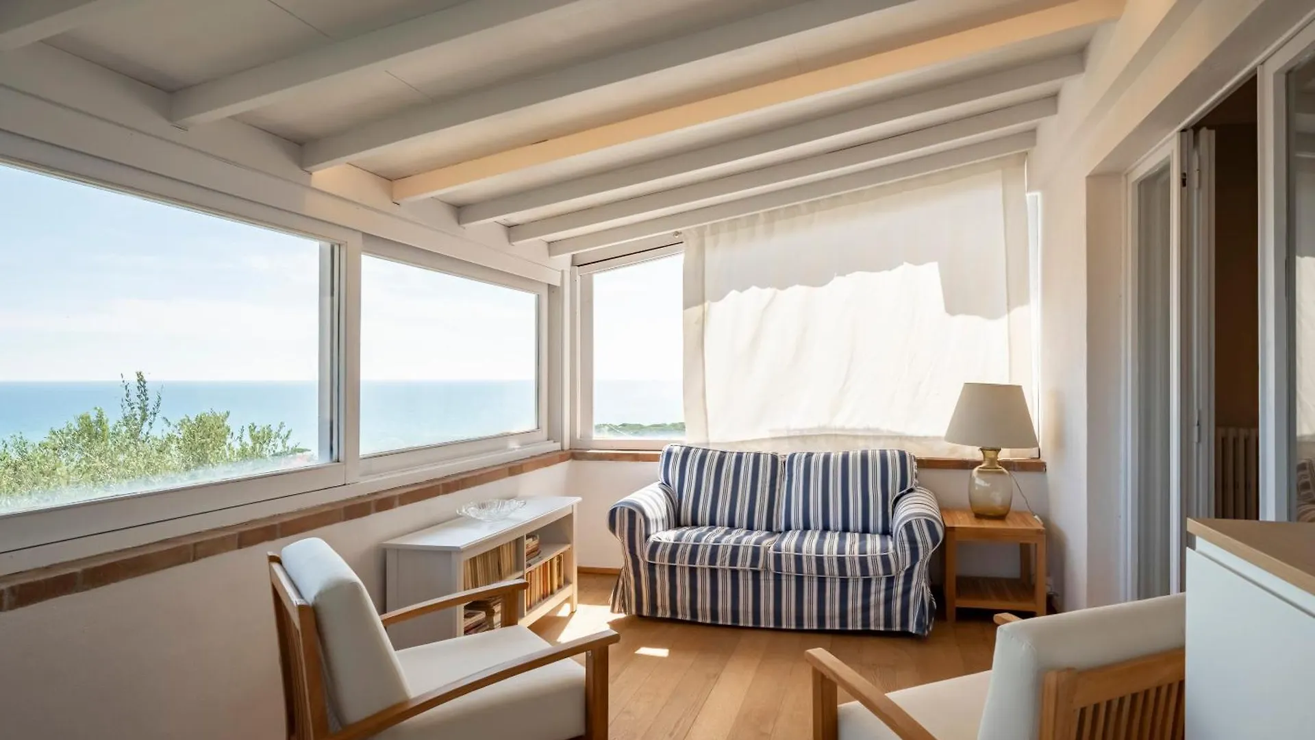 Villa Con Giardino Vista Mare カスティリオーネ・デッラ・ペスカーイア アパート