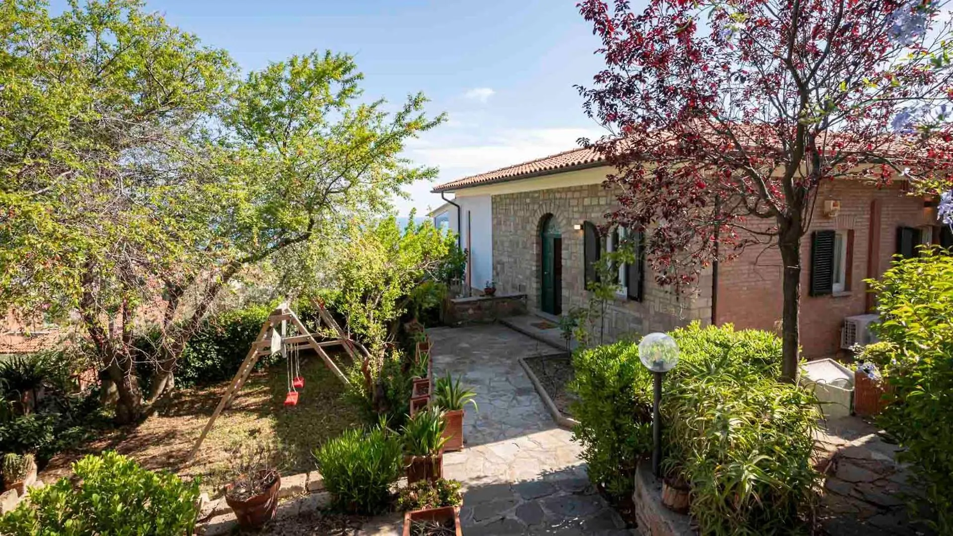 アパート Villa Con Giardino Vista Mare カスティリオーネ・デッラ・ペスカーイア